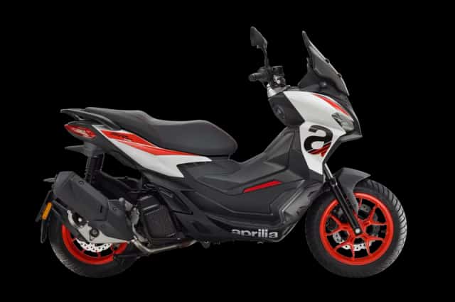 Aprilia SR GT (2026) thumbnail 2