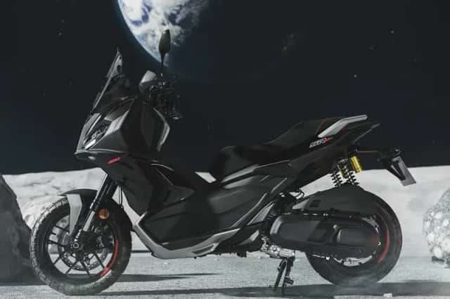 Aprilia SR GT 400 (2026) thumbnail 6