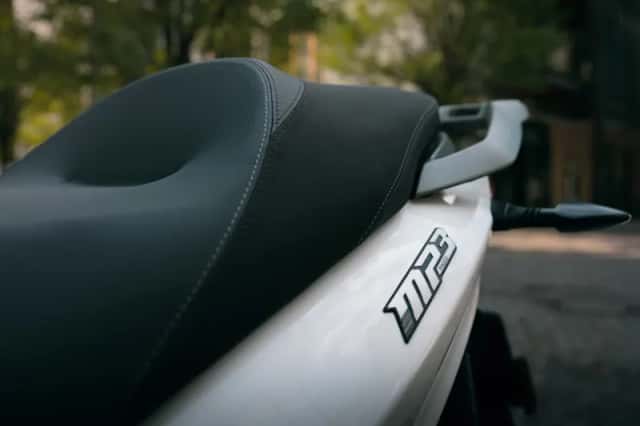 Piaggio MP3 310 (2026) thumbnail 4