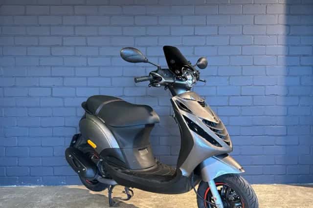 Piaggio ZIP SP (2024) thumbnail 1