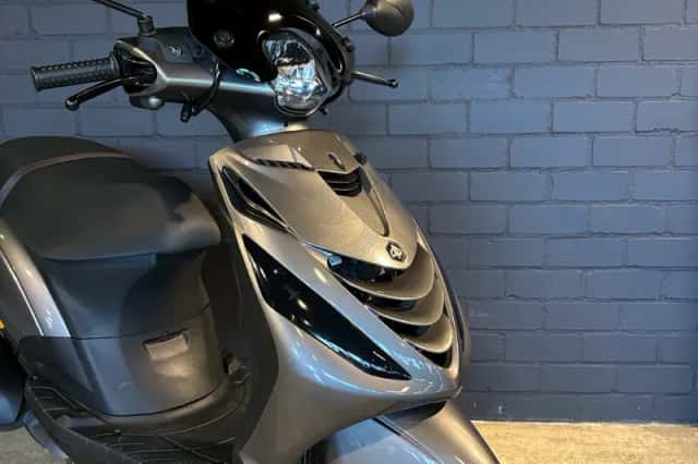 Piaggio ZIP SP (2024) thumbnail 4