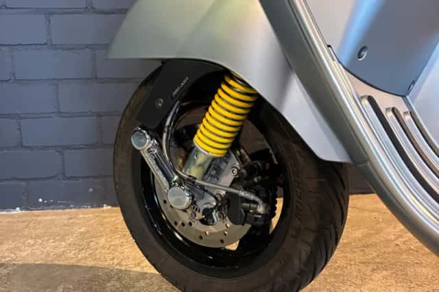 Vespa GTS 300 Super (2026) thumbnail 5
