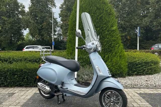 Vespa Primavera (2021) thumbnail 1