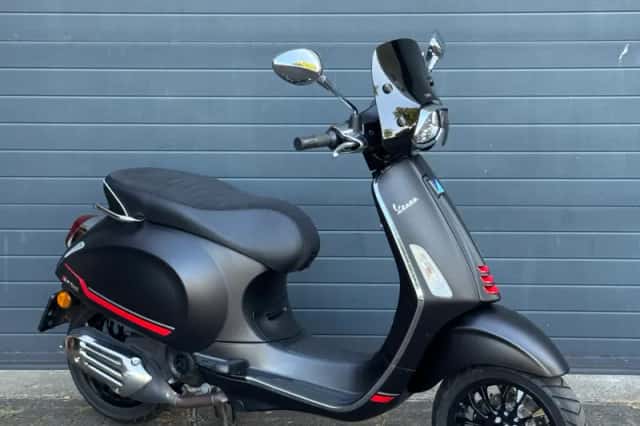 Vespa Sprint (2023) thumbnail 1