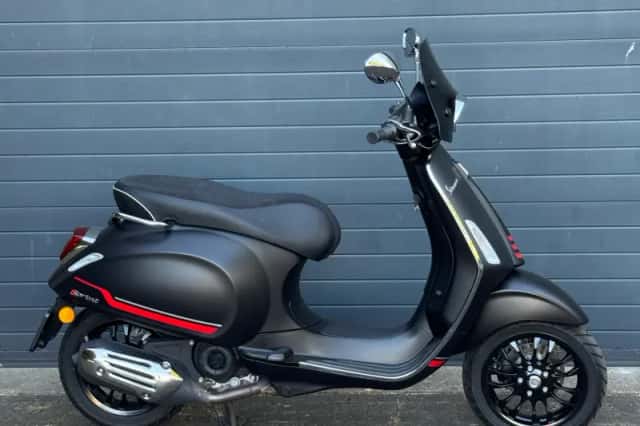 Vespa Sprint (2023) thumbnail 3