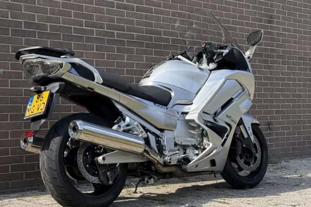 Yamaha FJR 1300 AE (2016) thumbnail 3