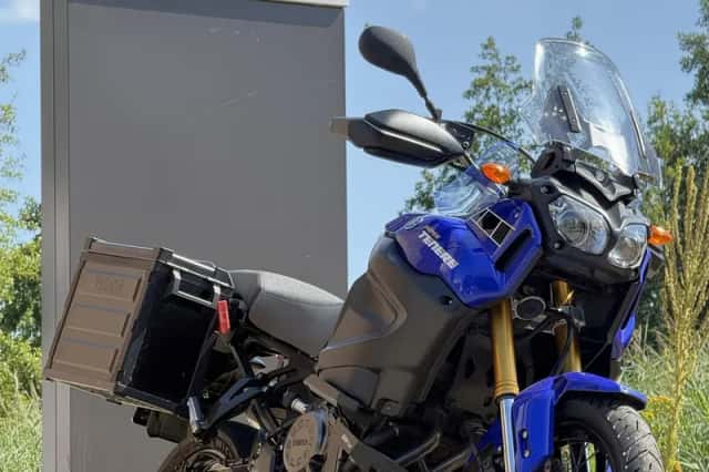 Yamaha XT 1200 Z Super Tenere (2014) thumbnail 1