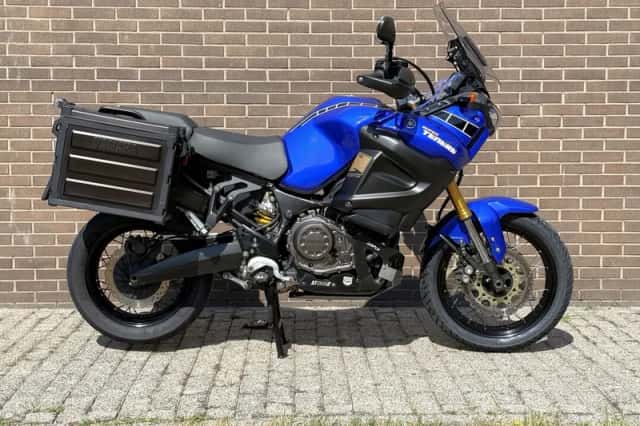 Yamaha XT 1200 Z Super Tenere (2014) thumbnail 2