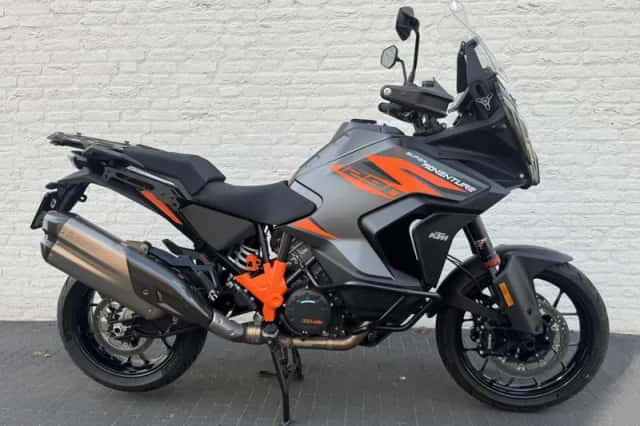 KTM 1290 Super Adventure S (2022) thumbnail 1
