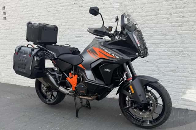 KTM 1290 Super Adventure S (2022) thumbnail 3