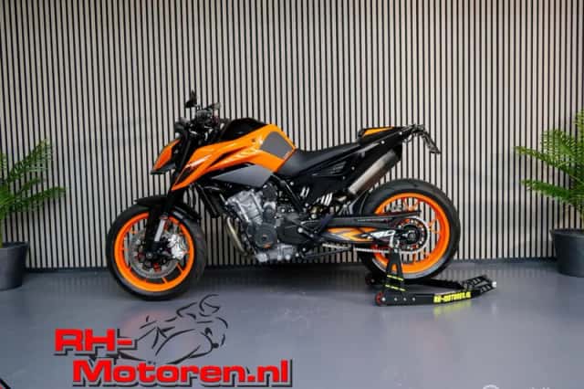 KTM 790 Duke (2021) thumbnail 5