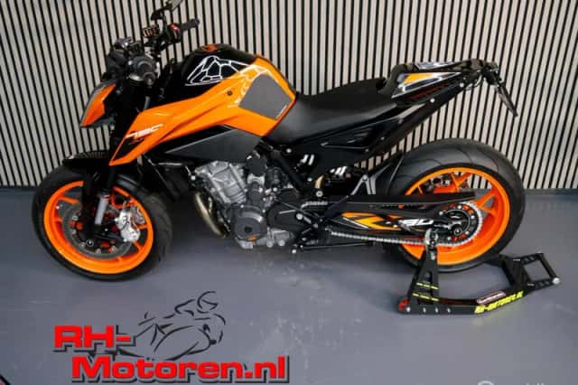 KTM 790 Duke (2021) thumbnail 6
