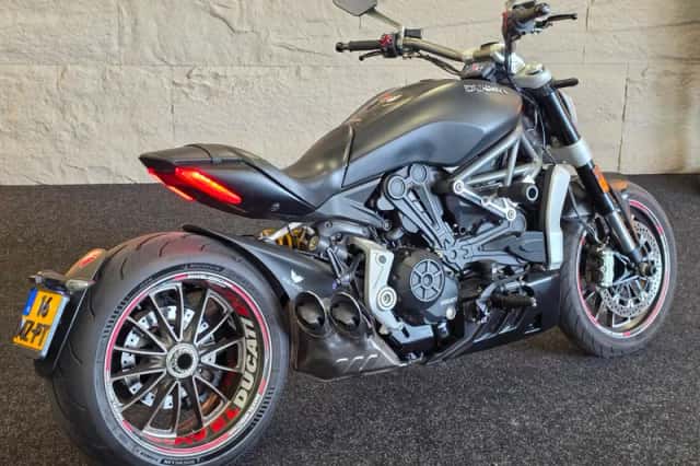 Ducati Xdiavel (2018) thumbnail 1