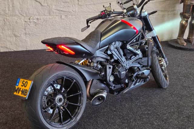 Ducati Xdiavel Black Star (2022) thumbnail 3