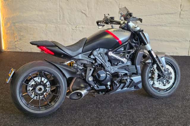 Ducati Xdiavel Black Star (2022) thumbnail 5