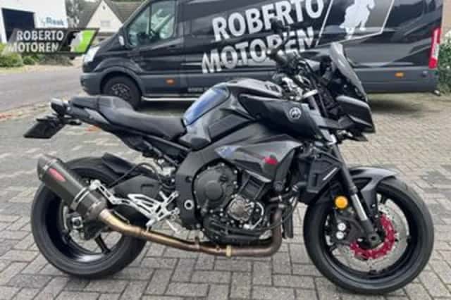 Yamaha MT-10 (2017) thumbnail 1