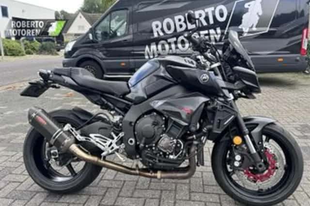 Yamaha MT-10 (2017) thumbnail 3