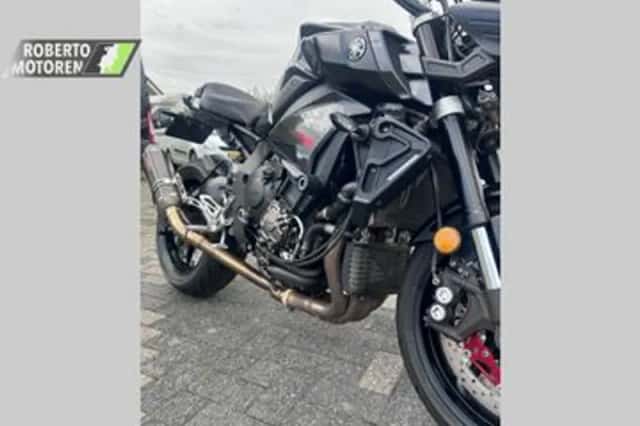 Yamaha MT-10 (2017) thumbnail 6