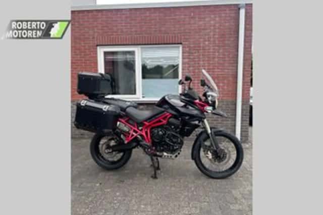 Triumph Tiger 800 XC (2014) thumbnail 1