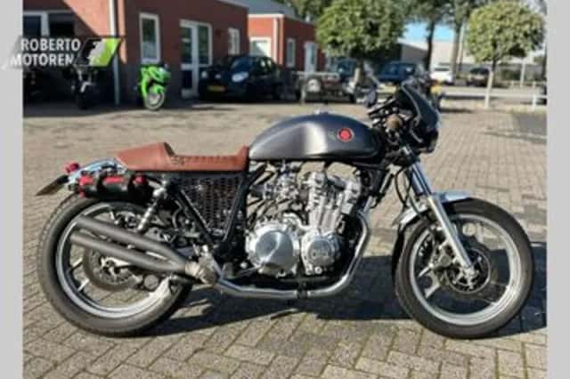 Yamaha XJ 900 F (1993) thumbnail 3