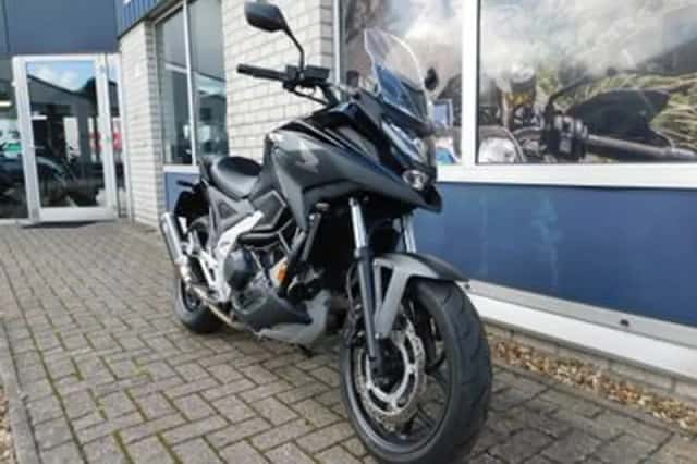 Honda NC750X (2024) thumbnail 2