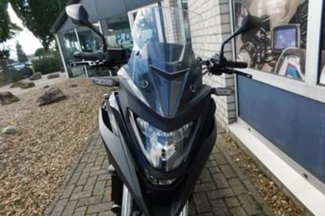 Honda NC750X (2024) thumbnail 4