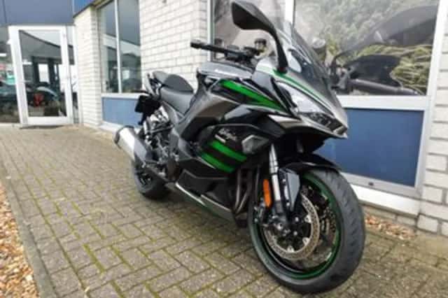 Kawasaki Ninja 1000SX (2020) thumbnail 2