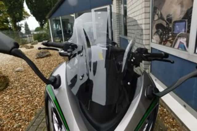 Kawasaki Ninja 1000SX (2020) thumbnail 4