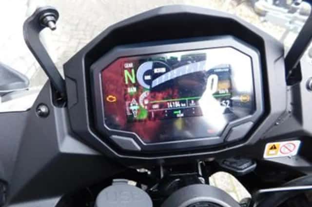 Kawasaki Ninja 1000SX (2020) thumbnail 6