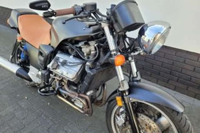 Honda ST 1100 (1992) thumbnail 2