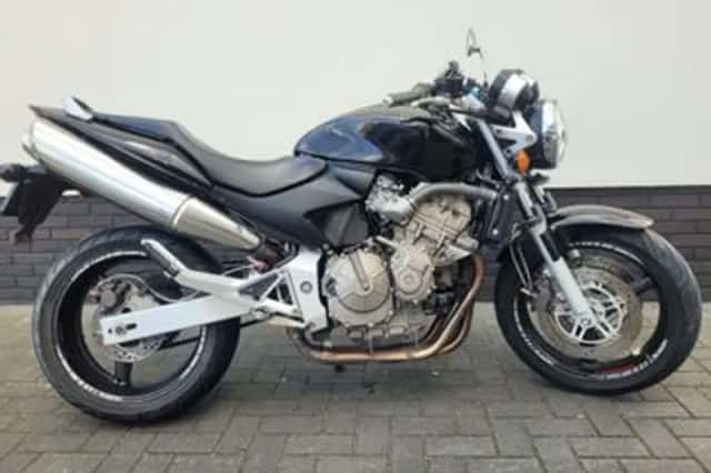 Honda CB 600 F Hornet (2004) thumbnail 1