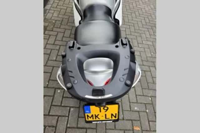Kawasaki ZZR1200 (2002) thumbnail 6