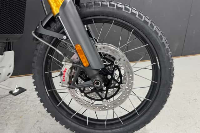 Triumph Scrambler 1200 XE (2026) thumbnail 2
