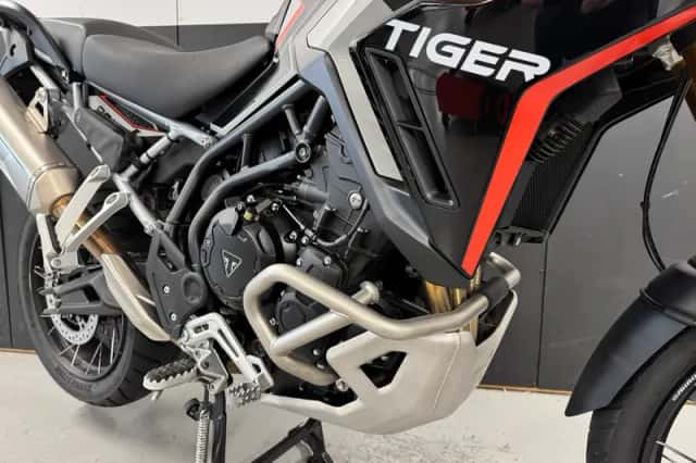 Triumph Tiger 900 Rally Pro (2024) thumbnail 3