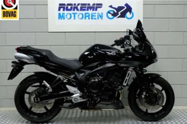 Yamaha FZ6 Fazer (2008) thumbnail 1