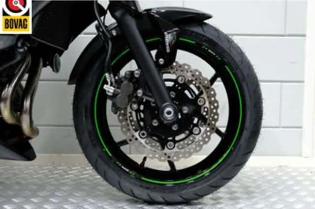 Kawasaki ER-6n (2016) thumbnail 2