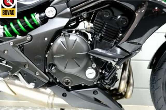 Kawasaki ER-6n (2016) thumbnail 4