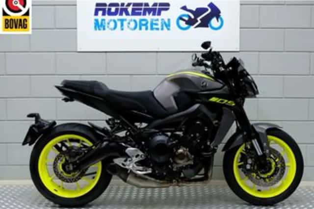 Yamaha MT-09 (2018) thumbnail 1