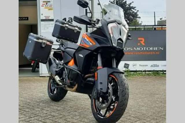KTM 1290 Super Adventure S (2021) thumbnail 1