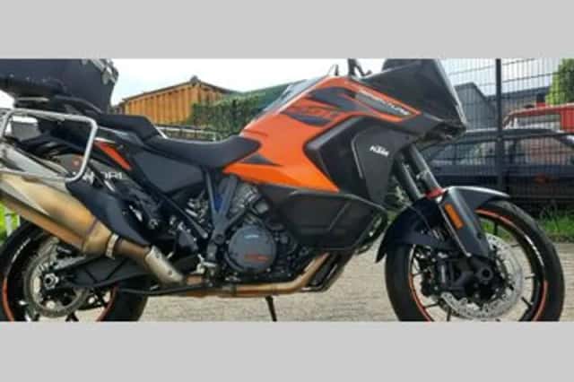 KTM 1290 Super Adventure S (2021) thumbnail 6