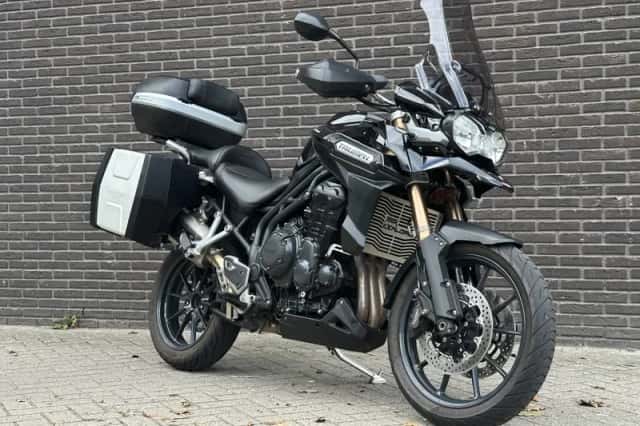 Triumph TIGER 1200 Explorer (2014) thumbnail 1