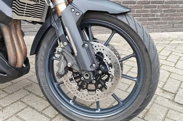 Triumph TIGER 1200 Explorer (2014) thumbnail 3