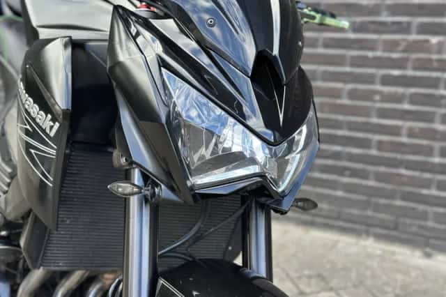Kawasaki Z800 (2014) thumbnail 2