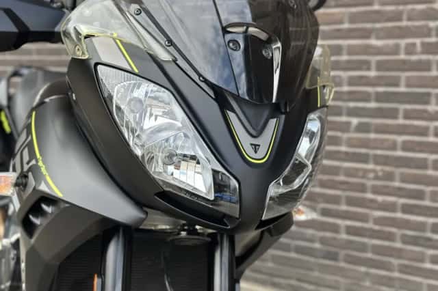 Triumph Tiger 1050 Sport (2016) thumbnail 2