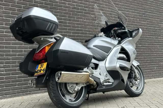 Honda ST 1300 PAN European (2004) thumbnail 4