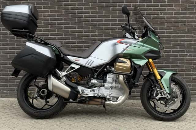 Moto Guzzi V100 Mandello S (2024) thumbnail 5