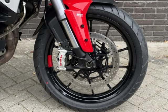 Ducati Multistrada V4S (2021) thumbnail 4