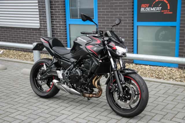 Kawasaki Z650 (2024) thumbnail 1
