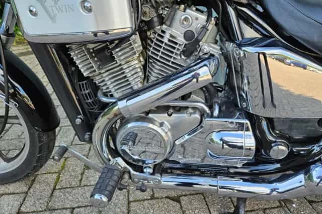 Honda VT 700C Shadow (1987) thumbnail 6