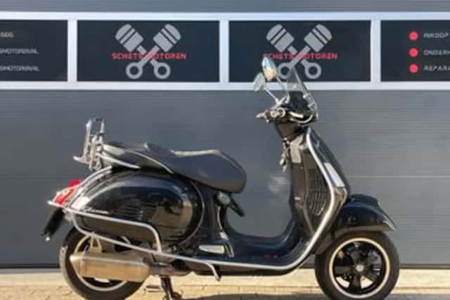 Vespa GTS 250 I.E (2016) thumbnail 2